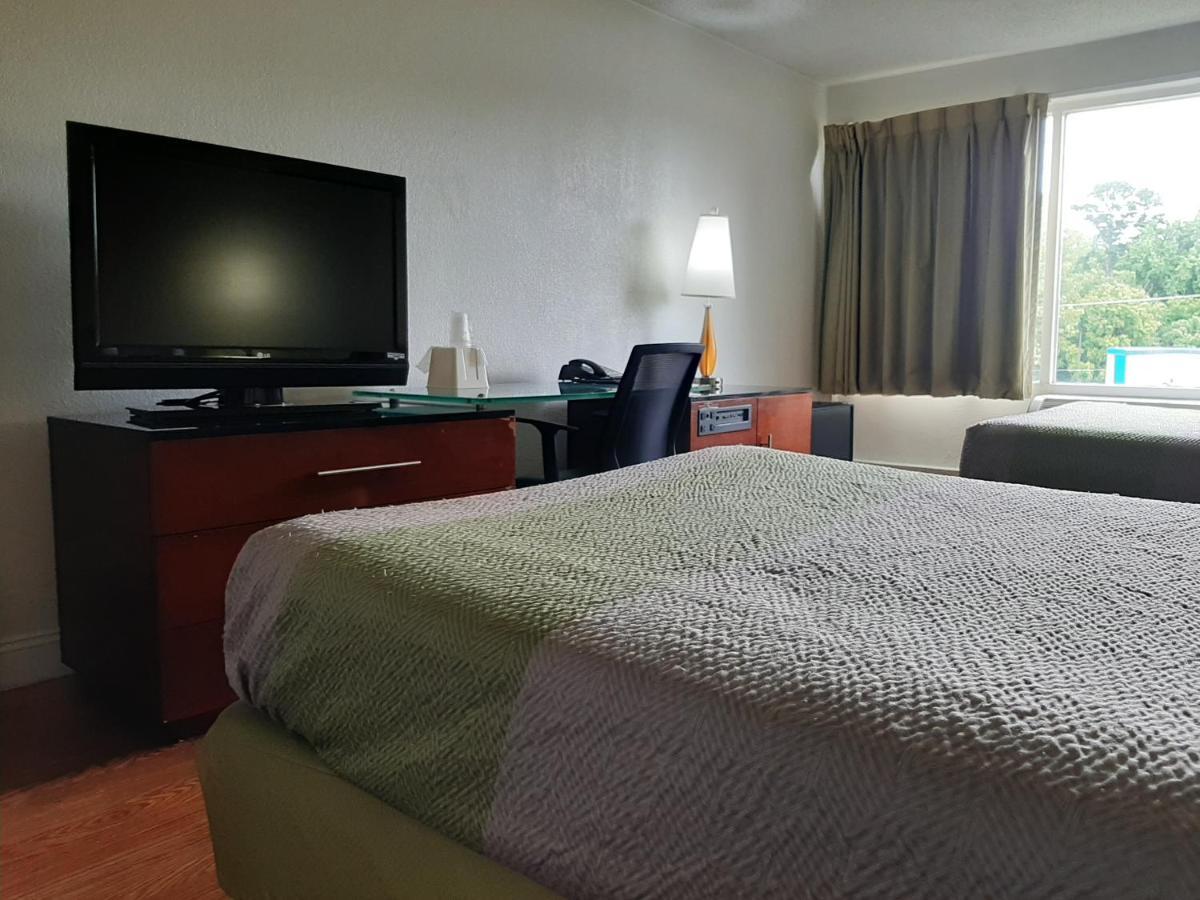 Econo Lodge Airport Near Billy Graham Parkway Charlotte Kültér fotó