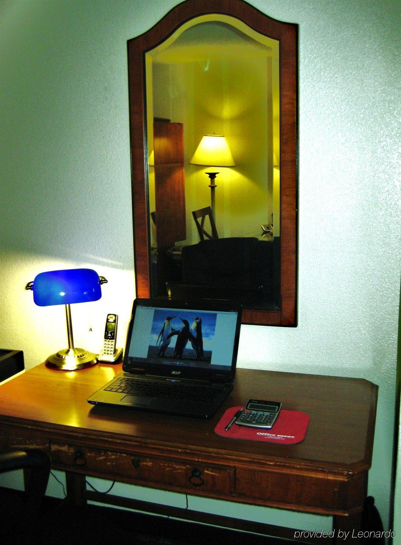 Econo Lodge Airport Near Billy Graham Parkway Charlotte Szoba fotó